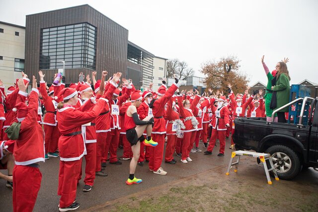 Reading 2024 Santa Run